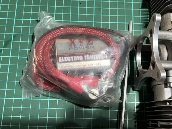 XYZ 53cc Gas Engine. New In Box  Code (E038) - Image 4