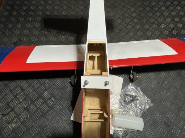 Sonic 500 ARF. 25-40 2-Stroke (Code 069) - Image 14