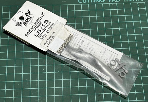 APC 5.25 x 6.25 Electric prop. (CODE 245)