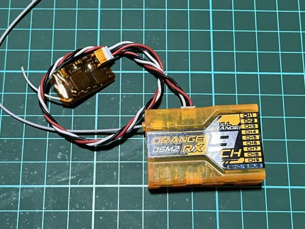 ORANGE 6CH T- SIX  2.4GHz Transmitter. DSM2 With 2 x Receivers. (Code R065) - Image 2