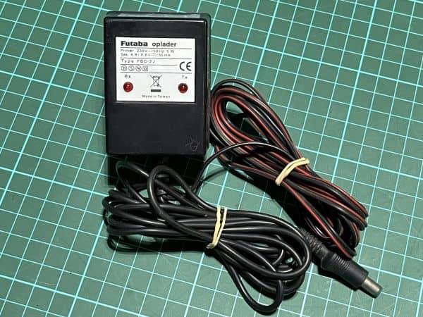 Futaba T6ES 2.4GHz Fast Transmitter. (Code R068) - Image 8