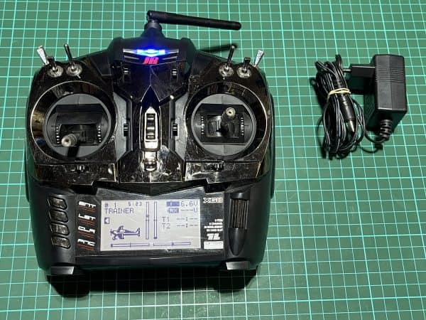 JR XG8 8 Channel DMSS 2.4 Radio. (Code 072)