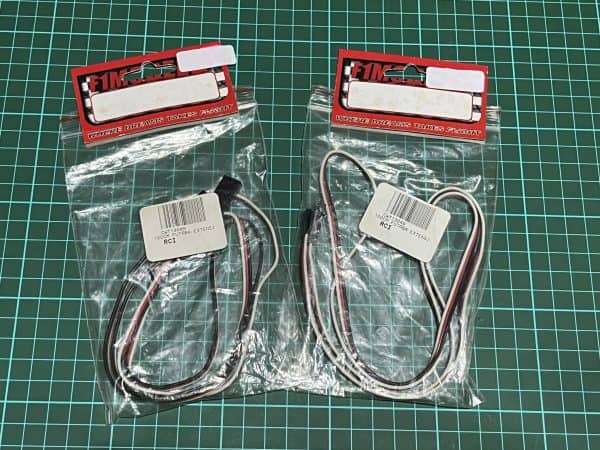 Futaba 1M servo Extensions. (Code 075)