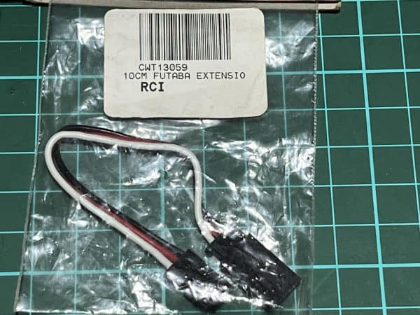 Futaba Servo Extention Leads. (Code 074)