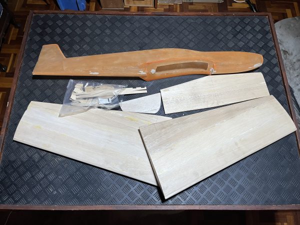 Short Kit. Composite Fuselage and foam core wings. Looks like a P51 Type racer. Unknown Kit. (Code 090) - Image 10