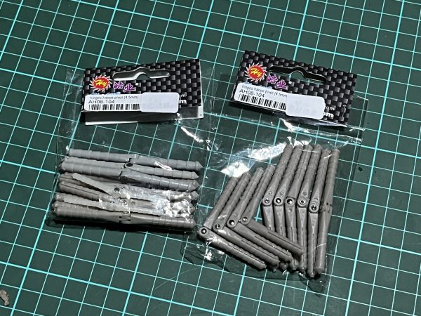 Hinges. Pivot Haoye. (4.5mm).  10Pcs (CODE 173)