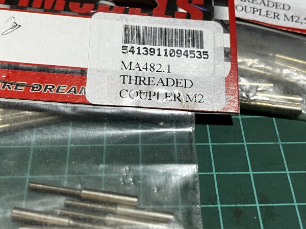 Threaded Couplers. M2 (CODE 251)