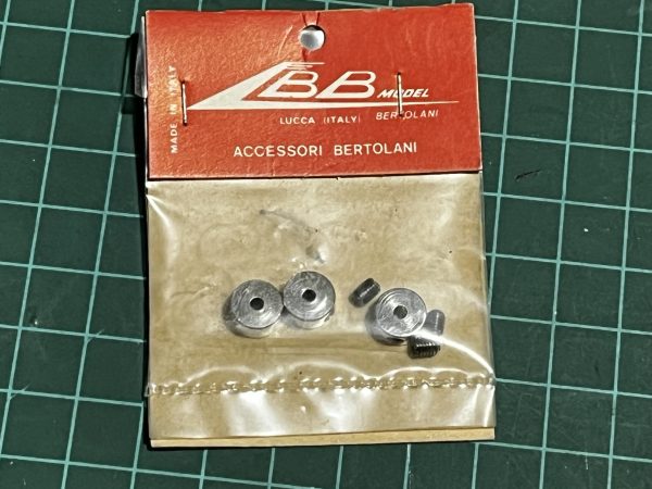 Bertolani Italy Collars. 3ps. (Code 278)