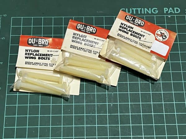 Du-Bro Wingbolts. 10-32x1-1/2" (Code 288)