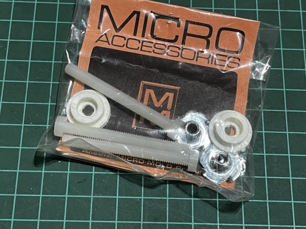 Small Wingbolt Set With Blindnuts. (Code 293)