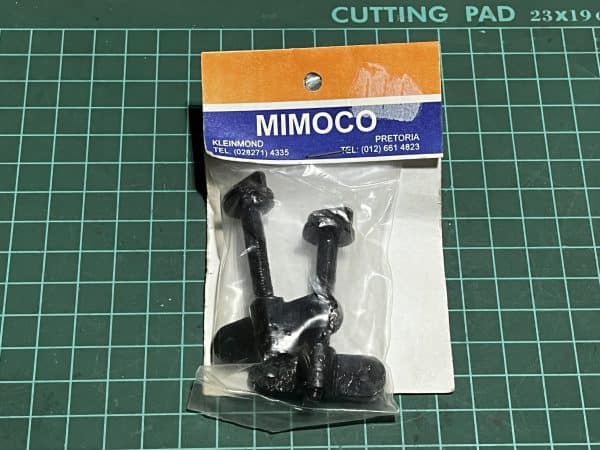 Wingbolt Set With Mounts. (Code 295)