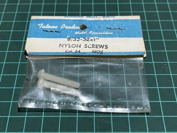 8/32-32x1" Nylon Wing Bolts (Code 299)