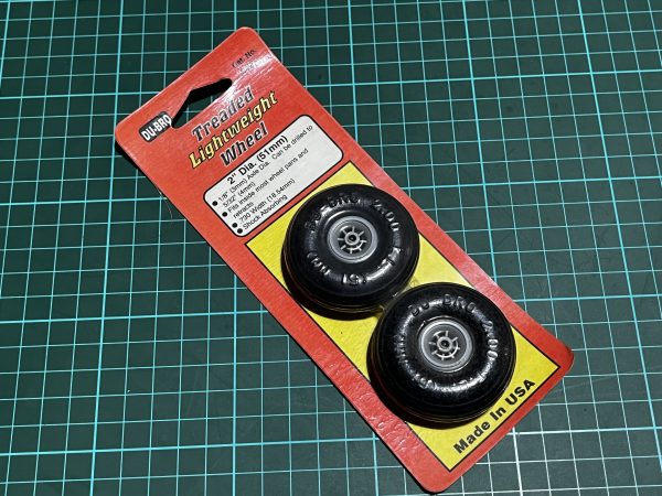 Du-Bro Treaded Lightweight Wheels. 2" (51mm) (Code 352)