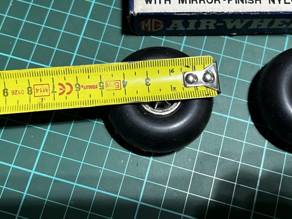 Low Bounce Air Wheels. 2" (Code 361) - Image 2