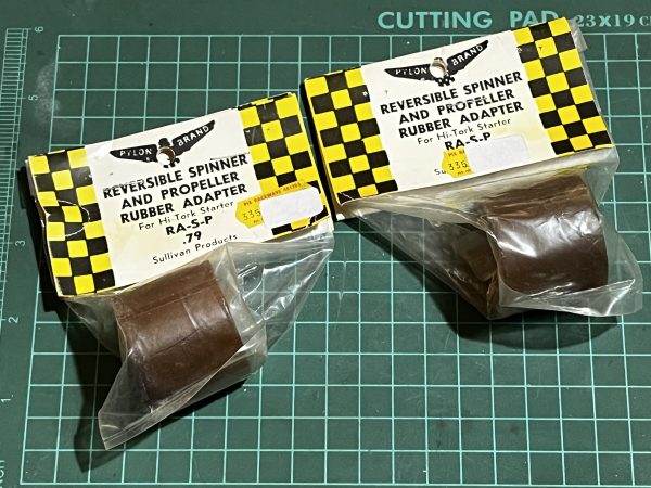 Reversible Spinner And Propeller Rubber Adapter. (Code 419)